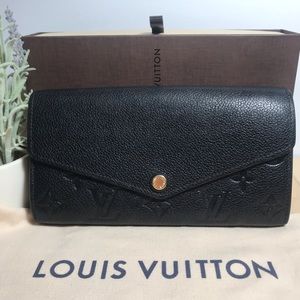 LOUIS VUITTON Empreinte Sarah Wallet
